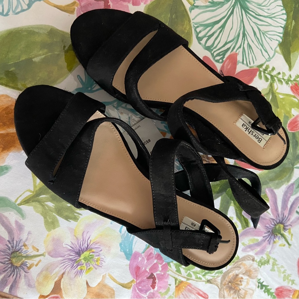 Cute espadrille sandals.